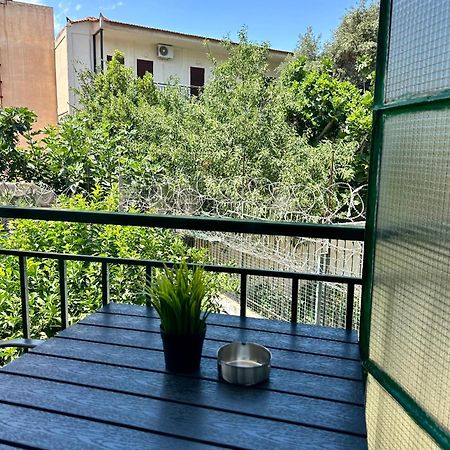 Seaside Escape Apartments - Poseidon Palaiá Fókaia Dış mekan fotoğraf