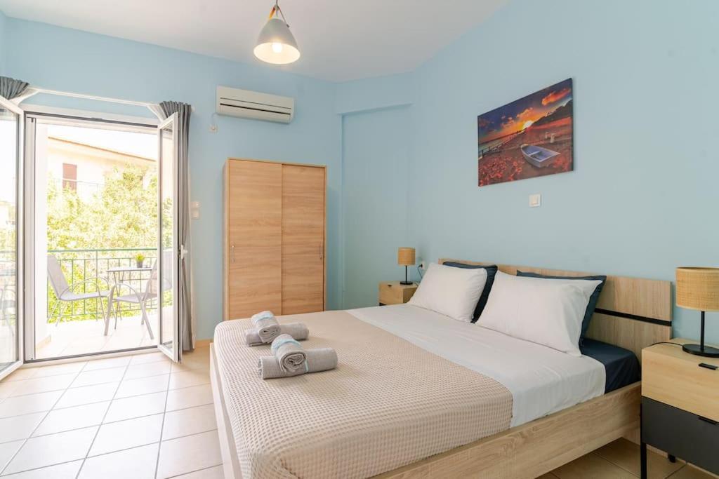 Seaside Escape Apartments - Poseidon Palaiá Fókaia Dış mekan fotoğraf